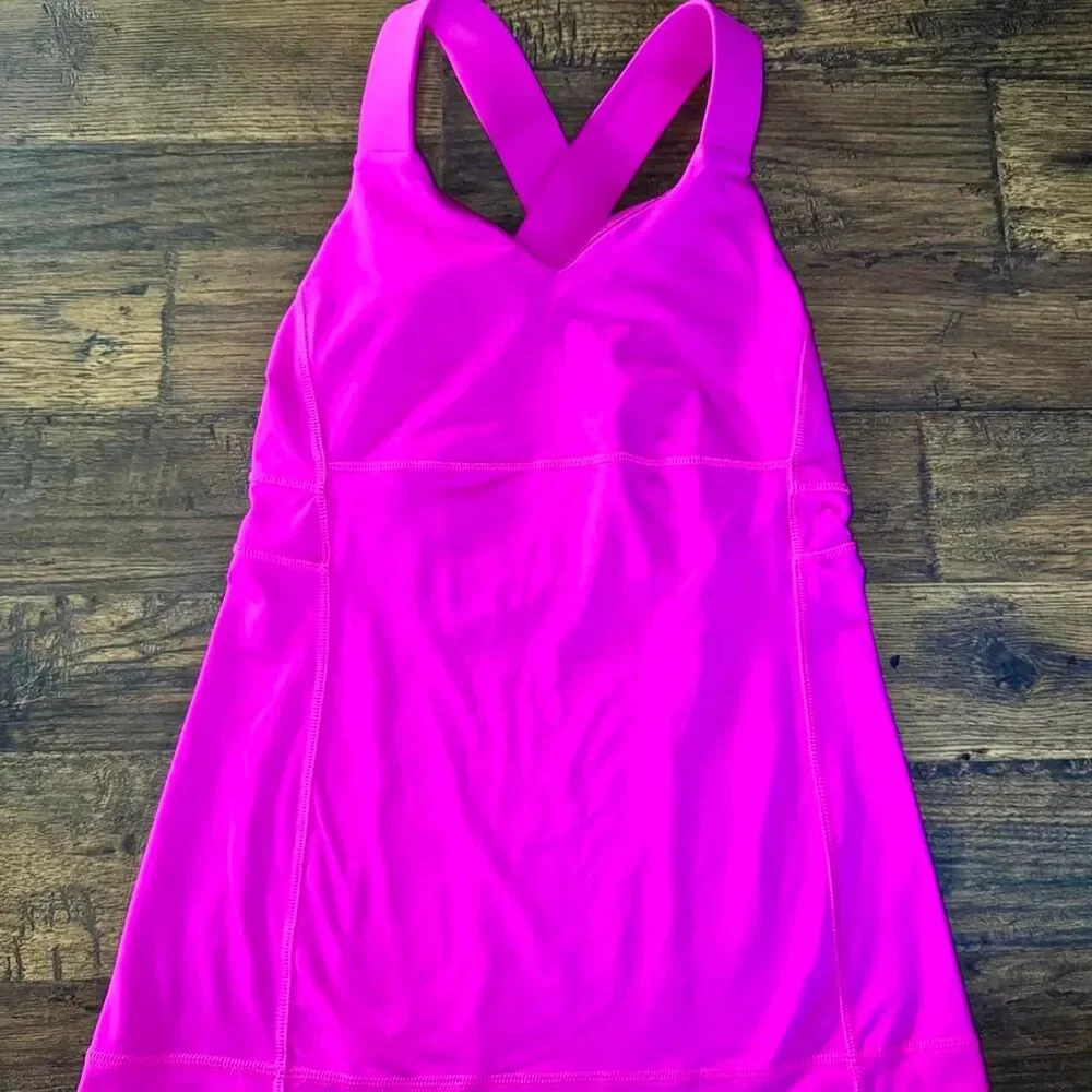 Lululemon Women's Pink Vest